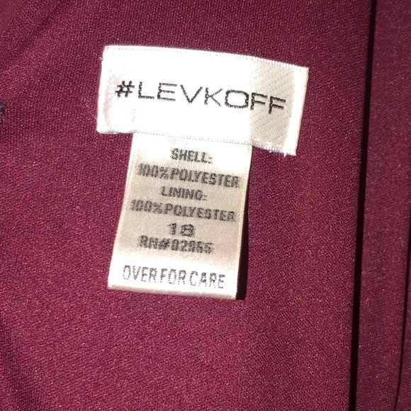 Bill Levkoff, Size 18, burgundy - Picture 5 of 5